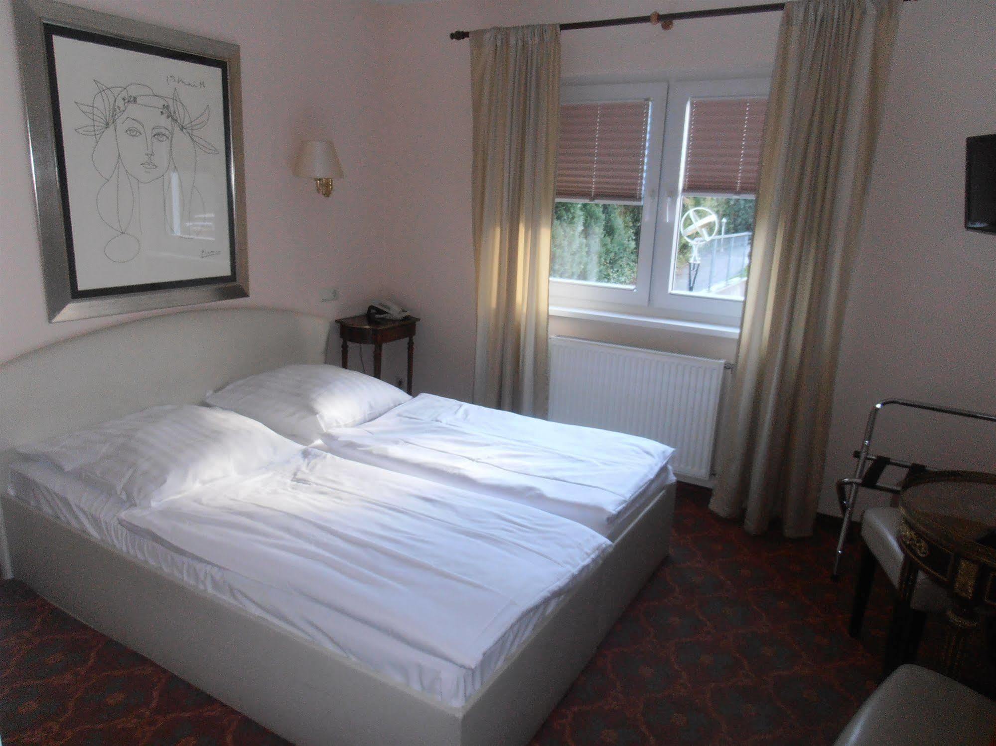 Hotel Blankenese Hamburg Exterior photo